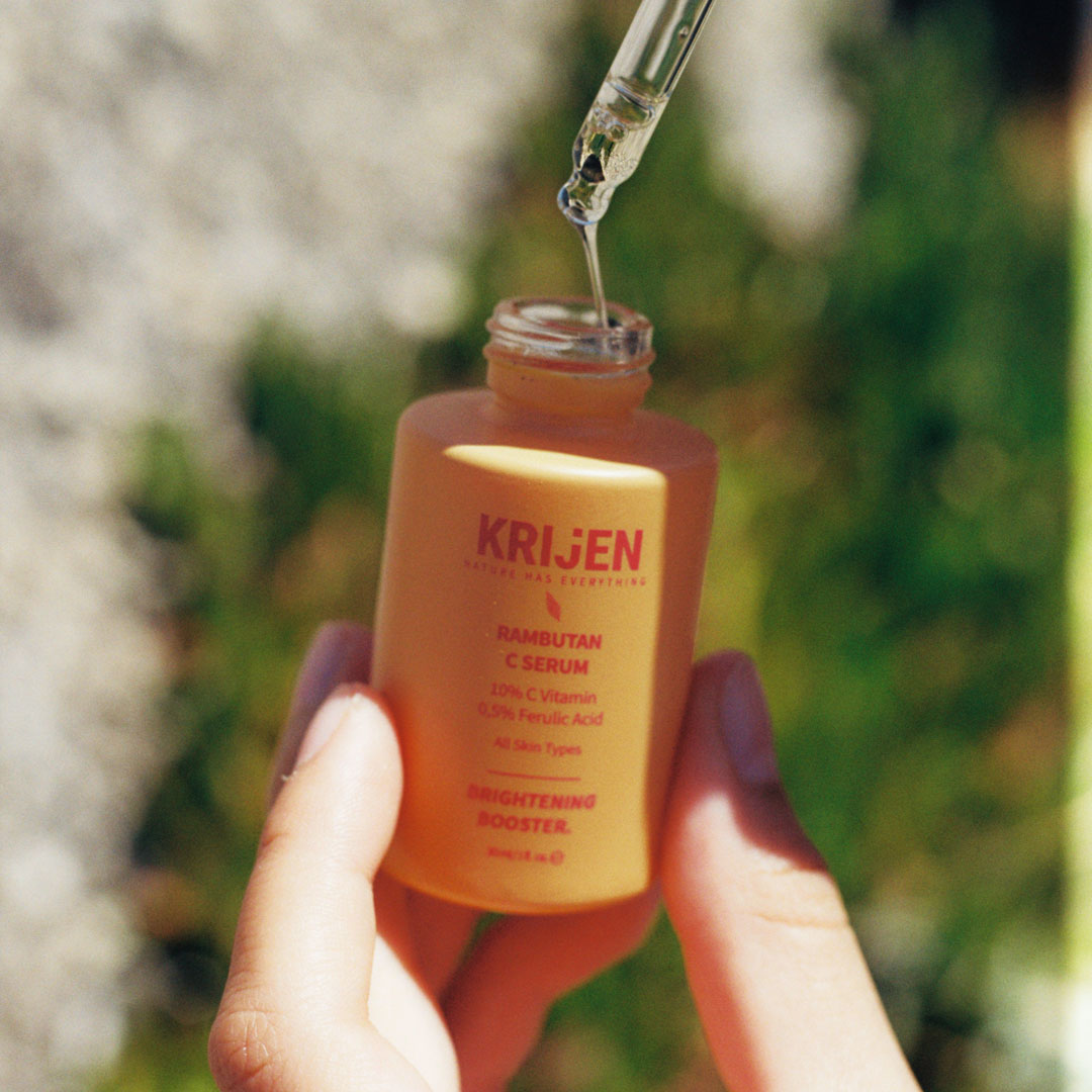 REVITALISIERENDES SERUM MIT RAMBUTAN UND VITAMIN C